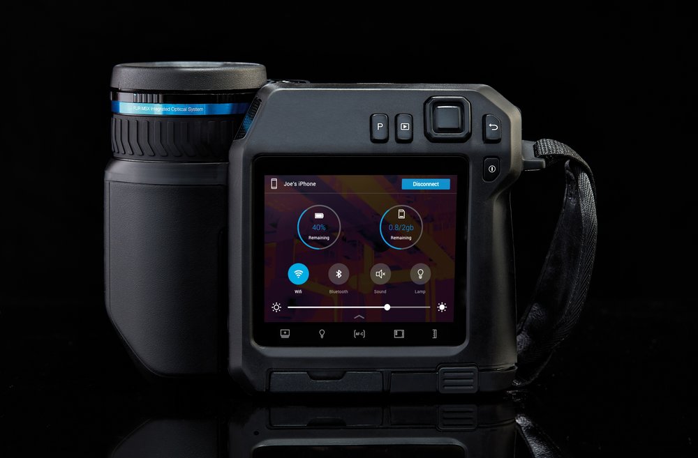 FLIR lanza una serie de cámaras termográficas ergonómicas profesionales  
Las nuevas FLIR T530 y T540 son las primeras cámaras de la empresa con un rango de movimiento de 180 grados